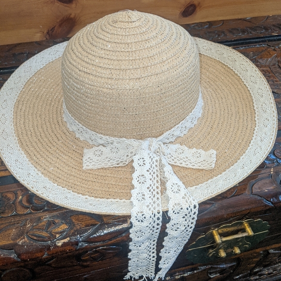 Accessories - Summer hat